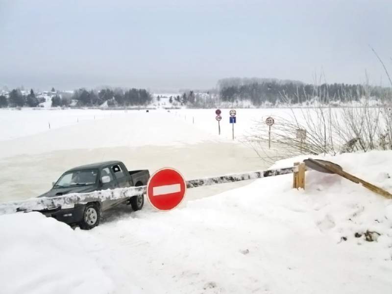 В Кировской области открыты семь ледовых переправ.