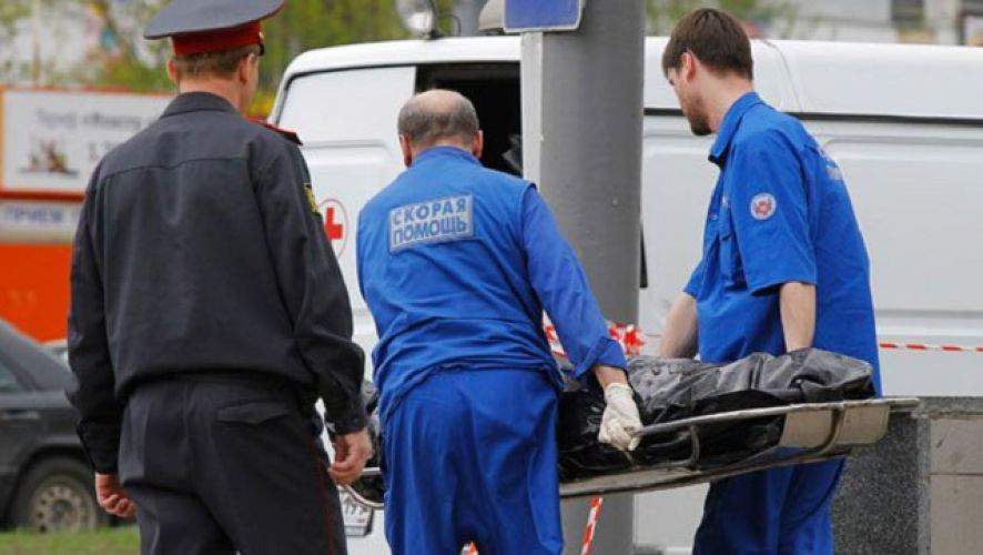 В Кирове в полицейском автомобиле скончался мужчина, задержанный за неадекватное и агрессивное поведение.