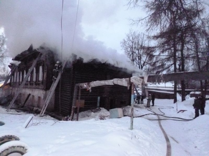 В Кировской области за три дня нового года на пожарах погибли семь человек.