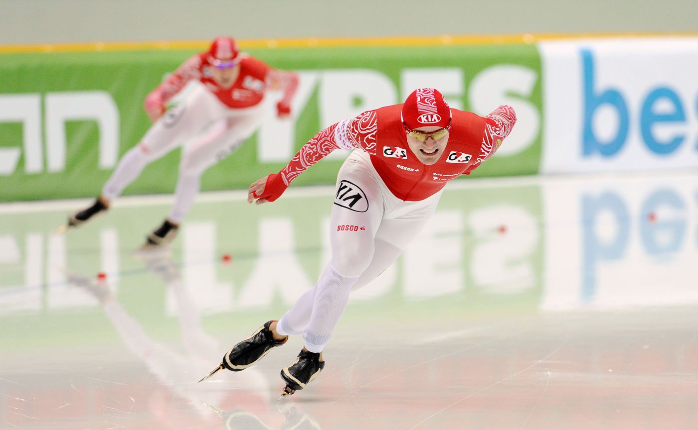 Известный кировский конькобежец Алексей Суворов завершил спортивную карьеру.