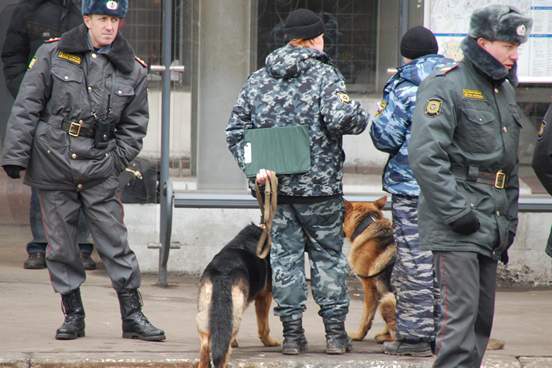 В Кирове искали сразу два взрывных устройства.