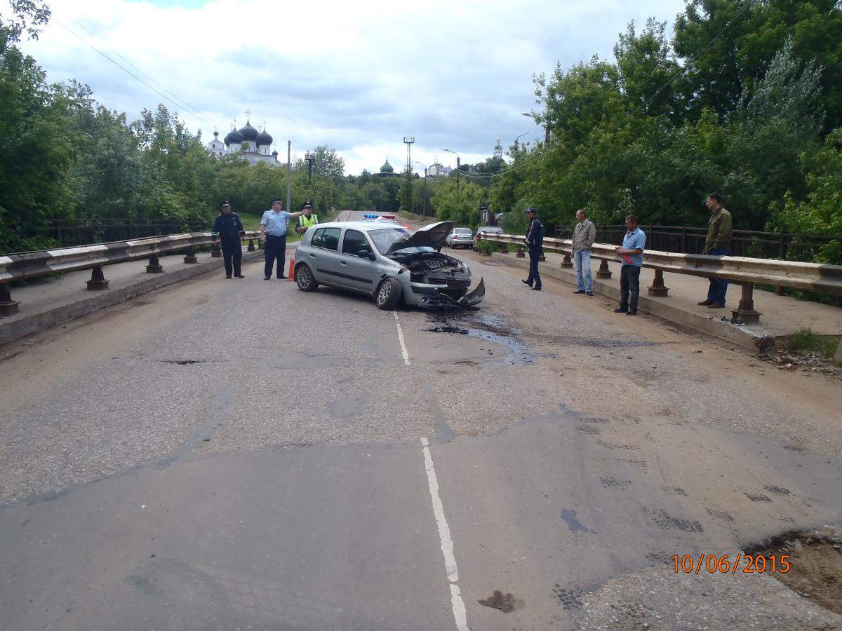 ДТП суток: одном случае пострадал малыш, в другом - пешеход