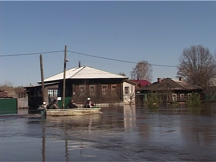 Уровень воды в Вятке сегодня днем снизился на 1 см