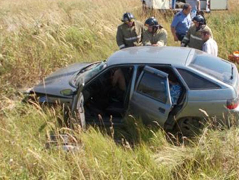 В Уржумском районе в кювет вылетел ВАЗ-2112.