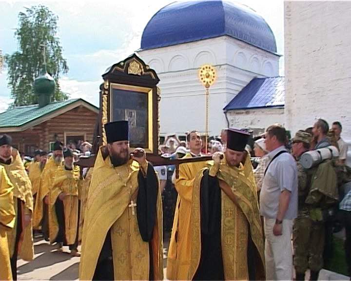 Улицы приведут в порядок к Великорецкому крестному ходу