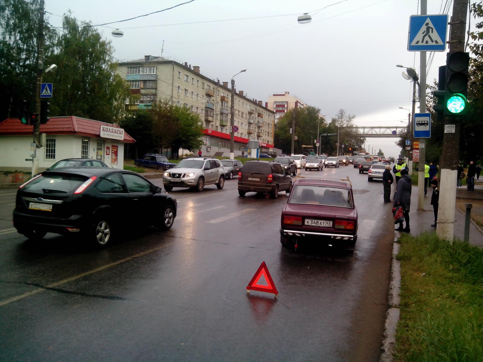 В Кирове на улице Ленина сбили пешехода.