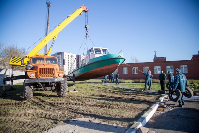 В Кирове в парке пожарно-спасательной ретротехники МЧС появился новый экспонат.