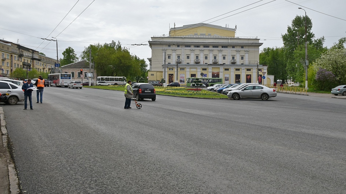 В Кирове приняли ремонт участков улиц Карла Маркса и Герцена.