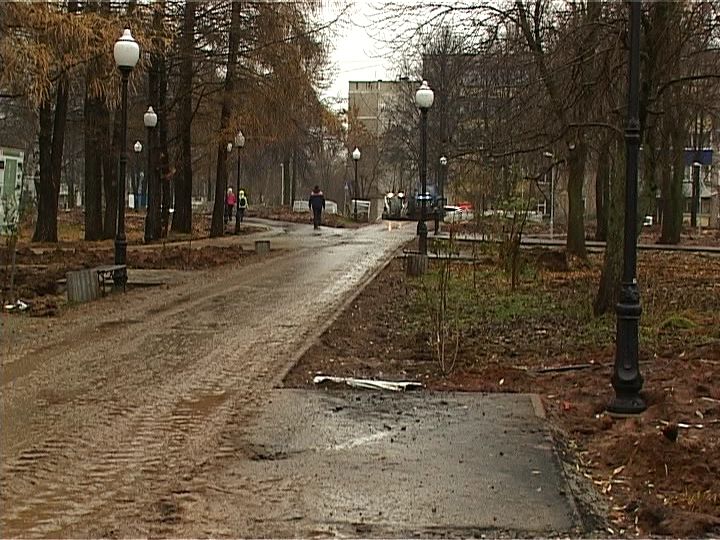 Осенью в Кочуровском парке появится ливневая канализация.