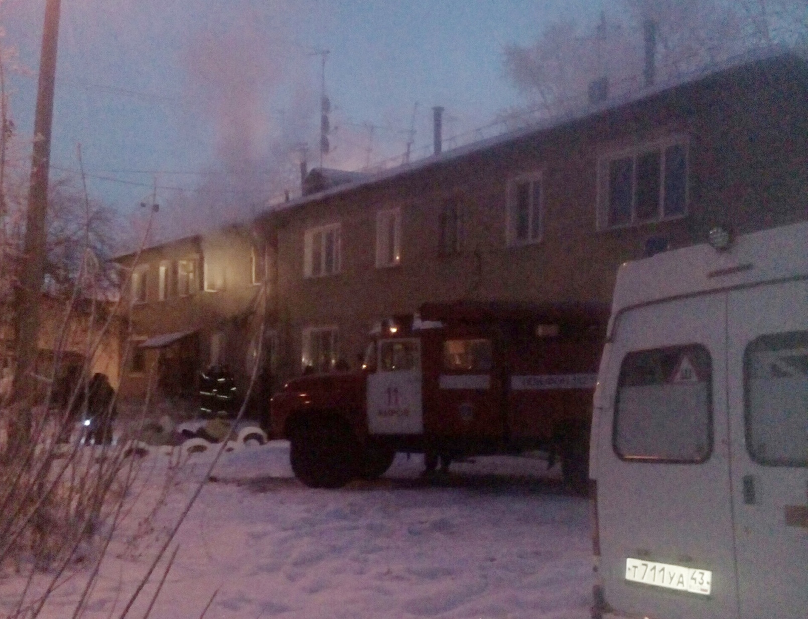 В Нововятском районе загорелся жилой дом: 1 человек погиб.