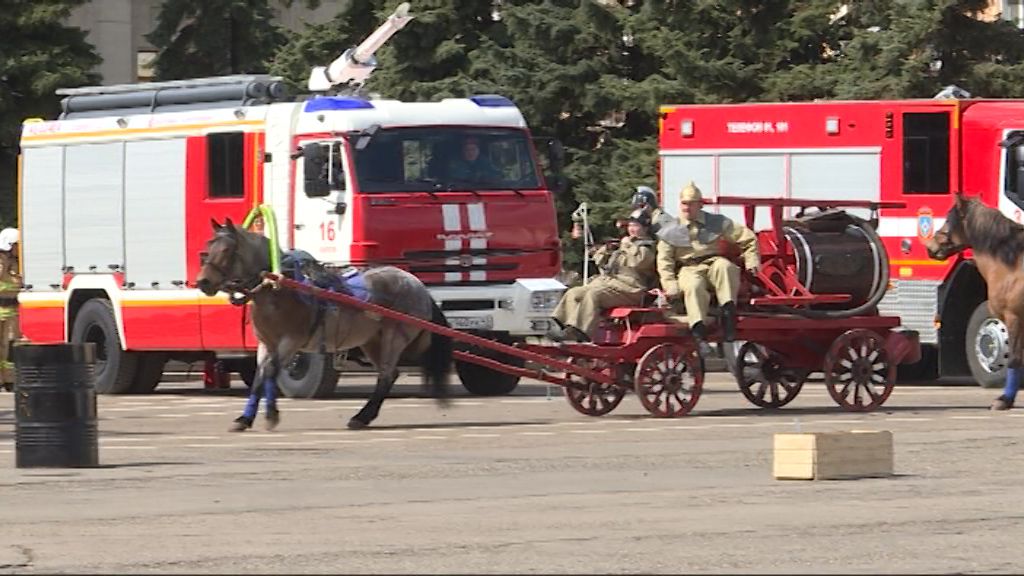 Кировские огнеборцы отметили юбилей создания службы