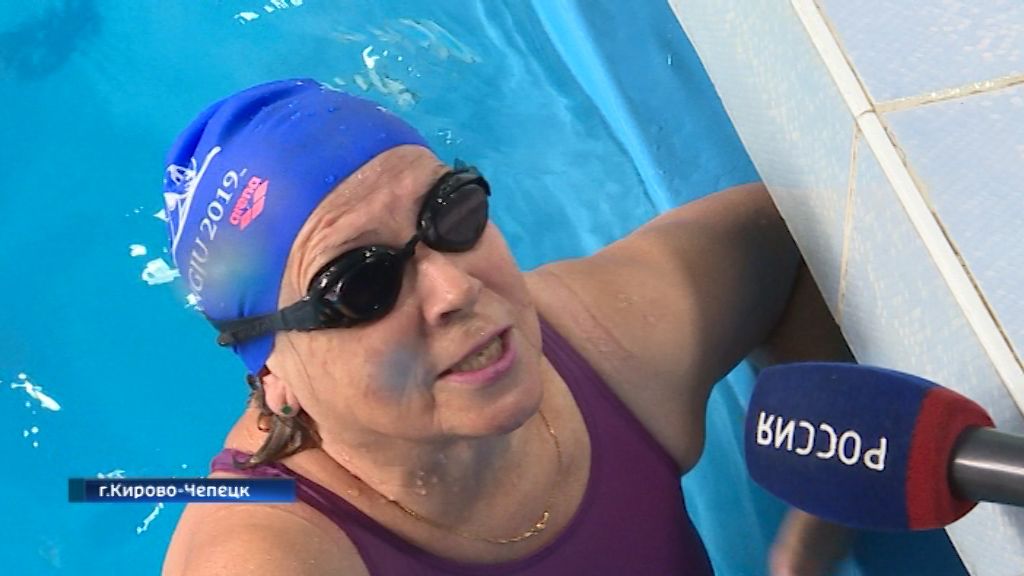 78-летняя спортсменка из Кирово-Чепецка объездила полмира и стала Чемпионкой мира по плаванию