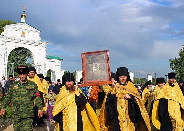 Паломников просят воздержаться от участия в Великорецком крестном ходе