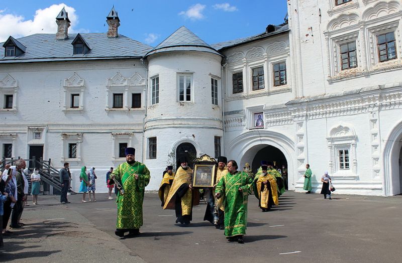 В Киров вернулся Великорецкий крестный ход.