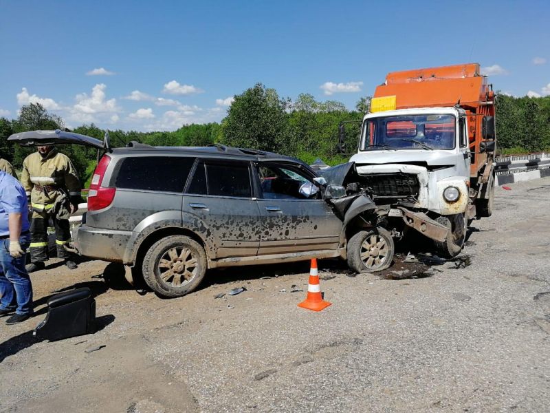 В Оричевском районе выясняют обстоятельства ДТП с тремя пострадавшими.