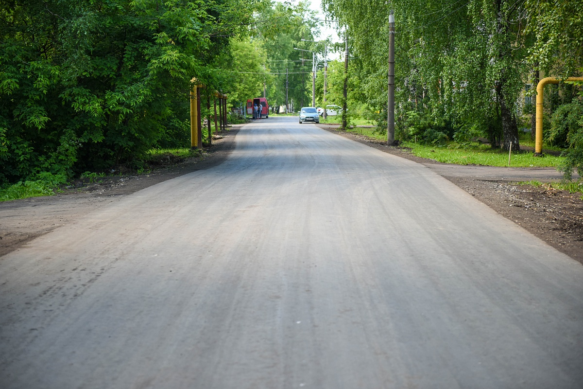 В Кирове отремонтировали еще два проблемных участка дорог.