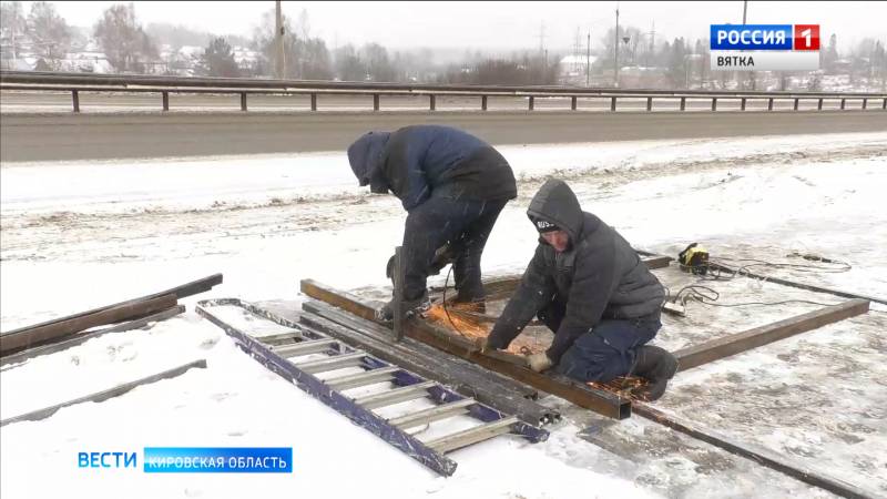 В Кирове на Дзержинского устанавливают новые остановки