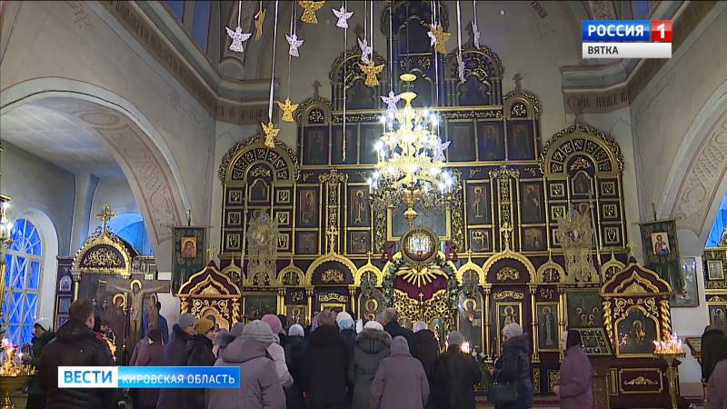 Православные христиане отмечают Крещенский сочельник