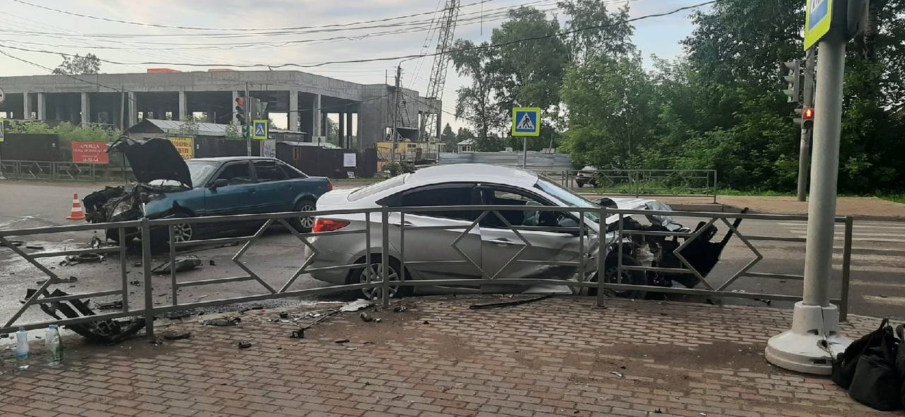 В Кирове в ДТП пострадали семь человек