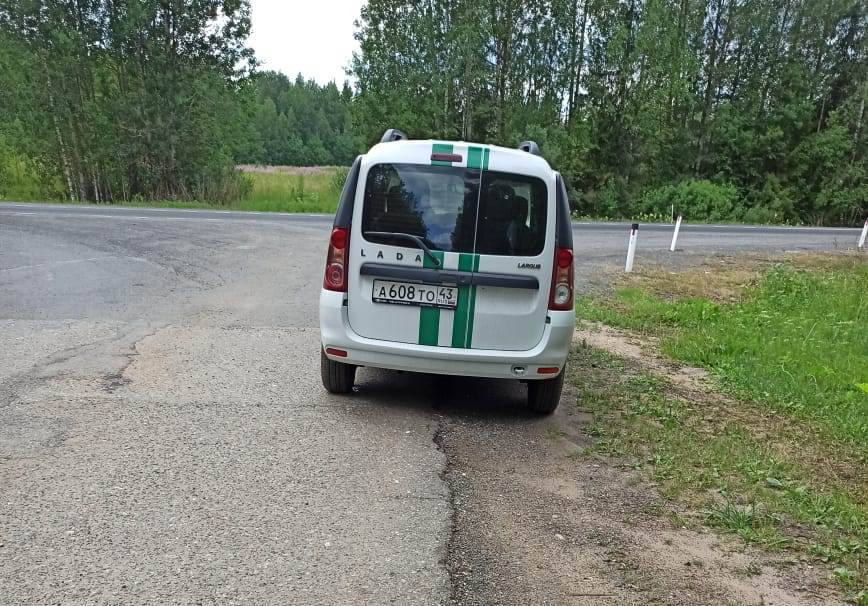 В Орлове судебные приставы забрали пятерых детей у матери