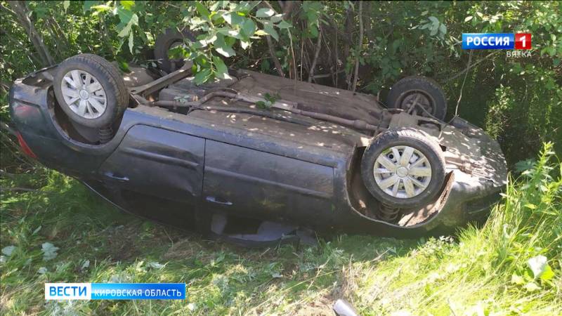 В Котельничском районе водитель «Лады» вылетел в кювет