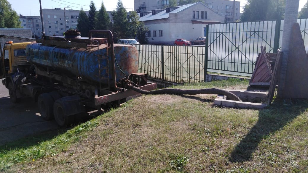 В Кирове ремонтируют пожарные водоемы в Нововятске