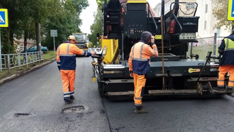 В Кирове в рамках нацпроекта на улице Макаренко отремонтируют дорогу и тротуар