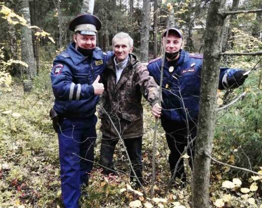 В Куменском районе спасли пожилого грибника с переохлаждением