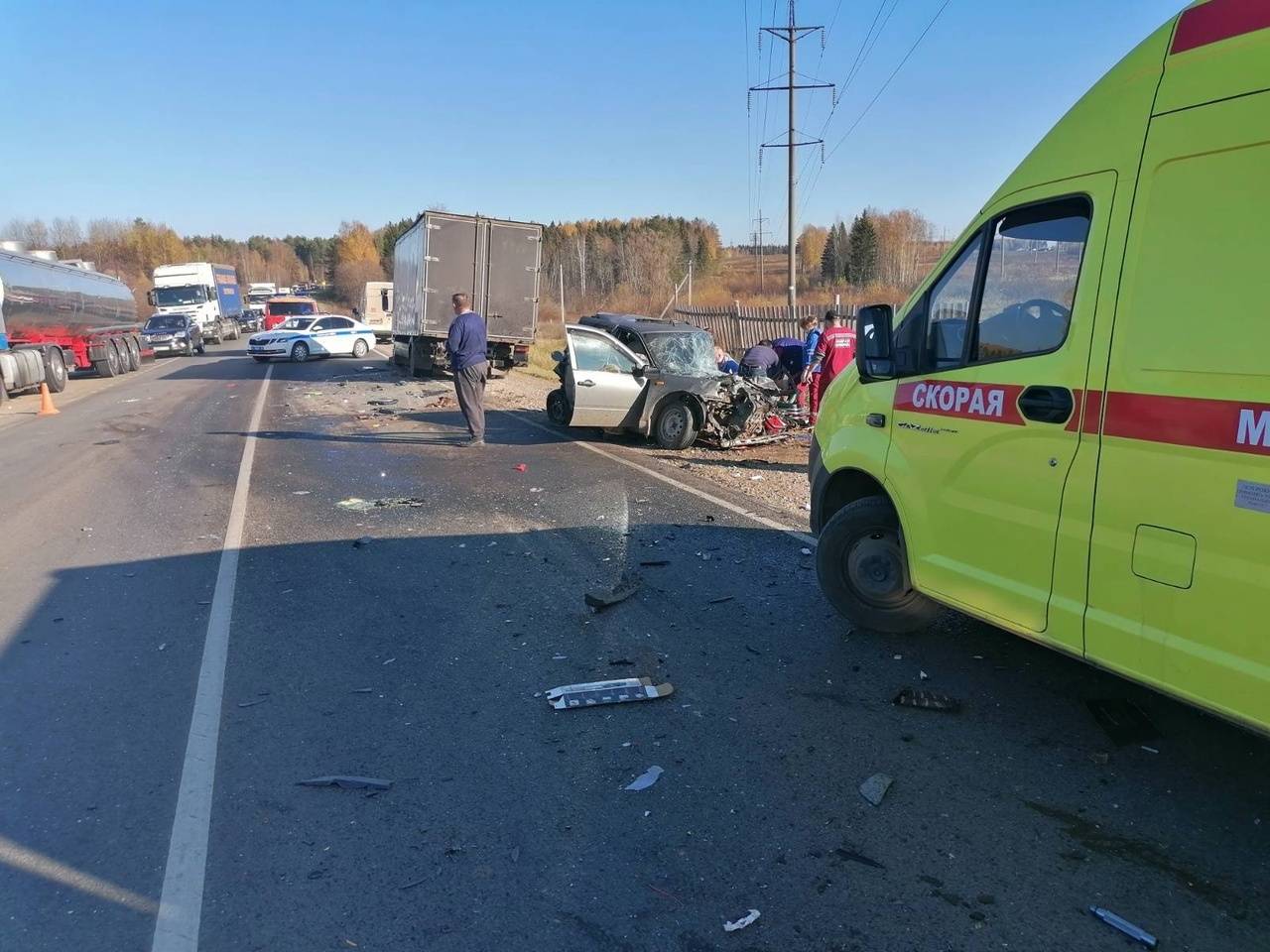 В Кирово-Чепецком районе спасли пострадавших при столкновении 6 автомобилей