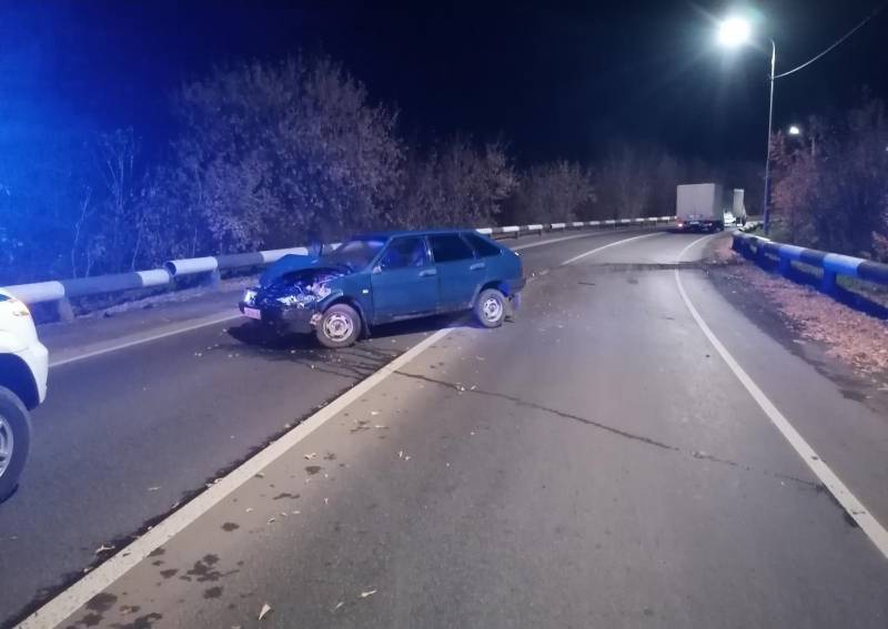 В Кирово-Чепецке пьяный бесправник попал в ДТП