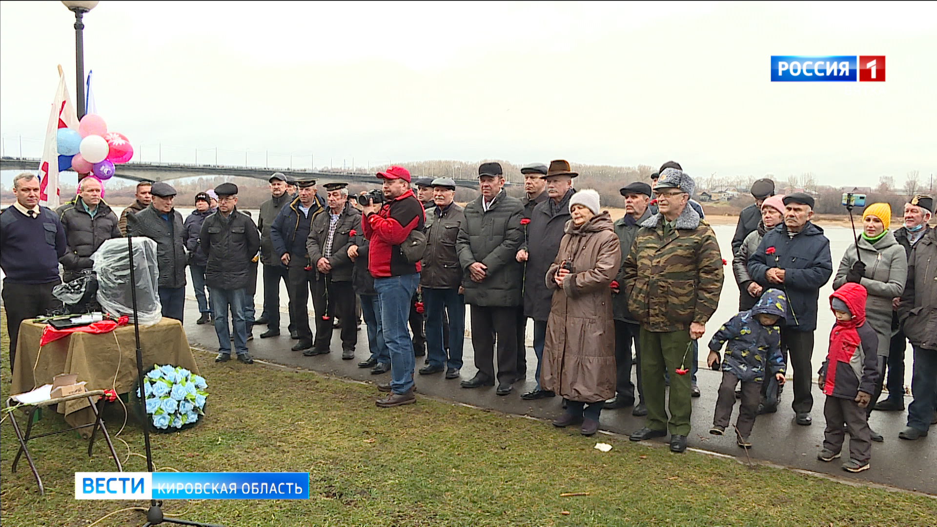 В Кирове заложили камень на месте будущего памятника военным морякам и речникам