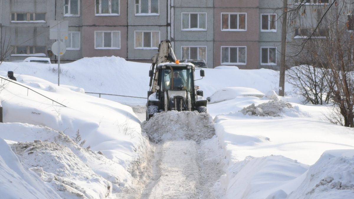 В Кирове УК предупредили о штрафах за ненадлежащее состояние дворов