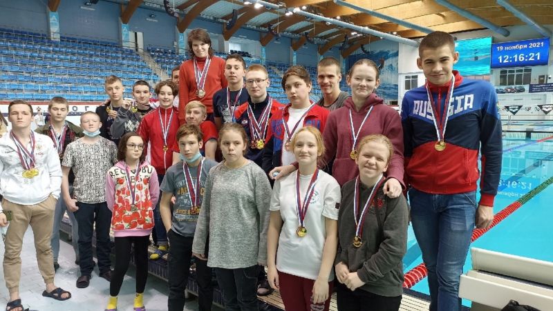 Кировчане взяли богатый урожай наград на чемпионате и первенстве России по плаванию спорта ЛИН