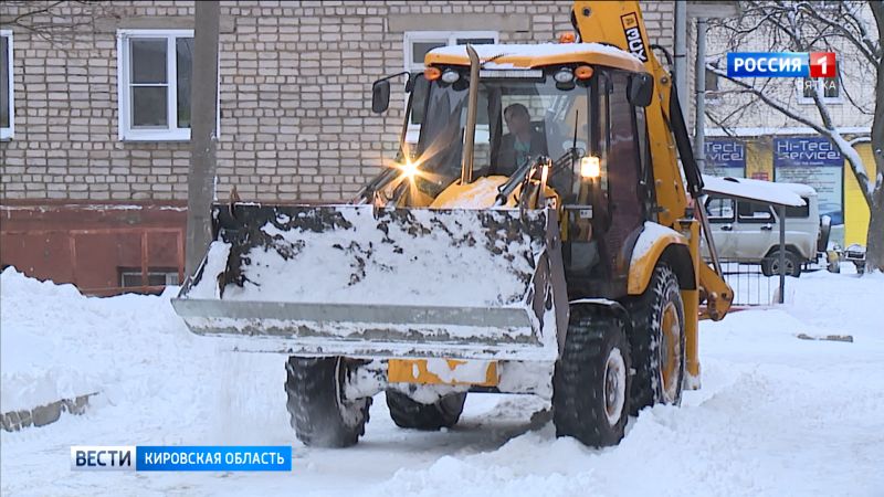 В Кирове УК и ТСЖ получили 80 предостережений о некачественной уборке снега