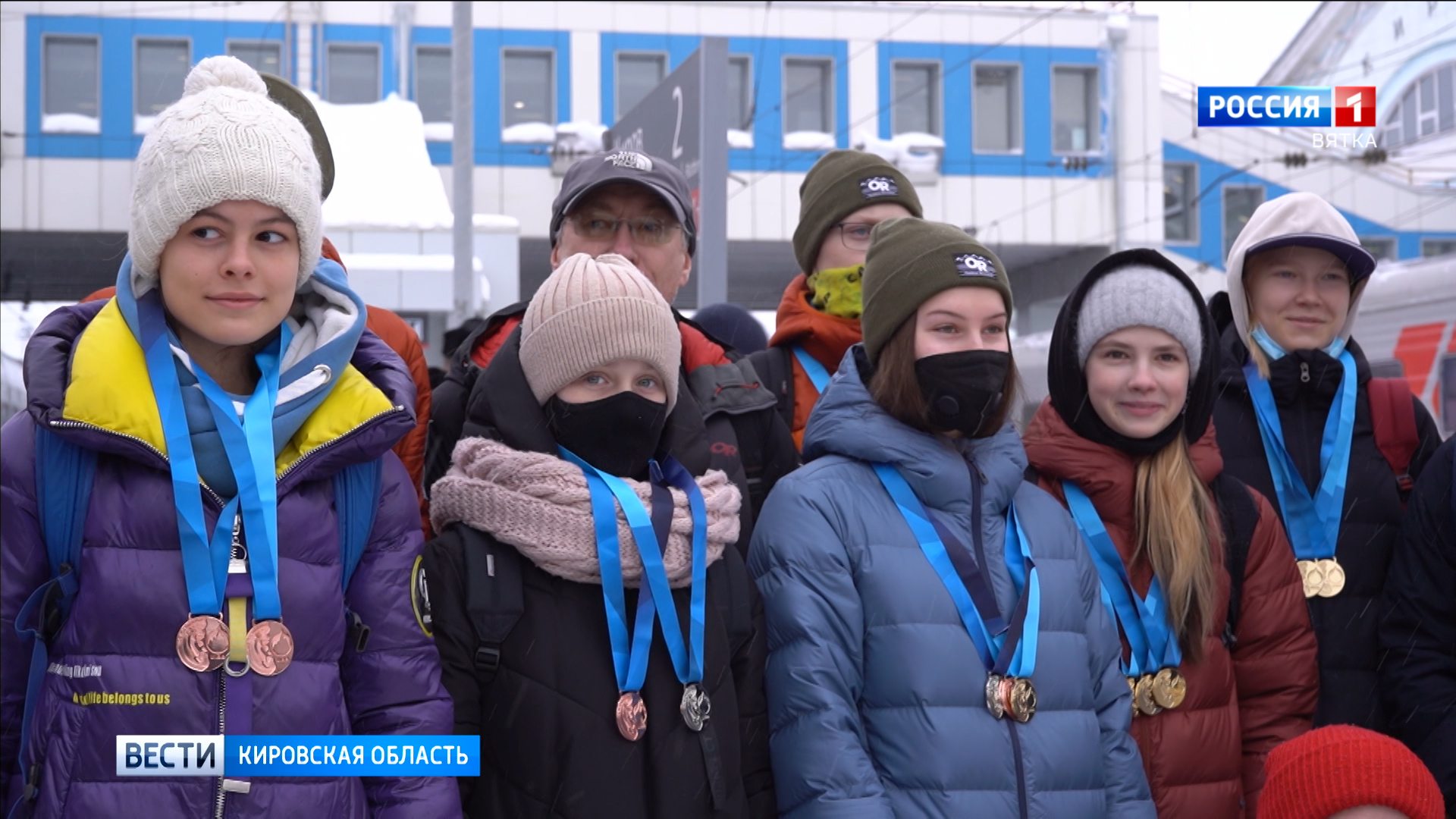 Кировские ледолазы вернулись с медалями с чемпионата и первенства мира в Швейцарии