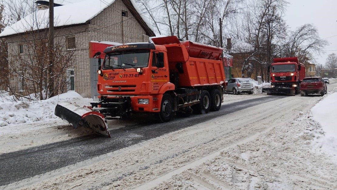 В Кирове подрядчики получили 22 предписания за некачественную уборку снега