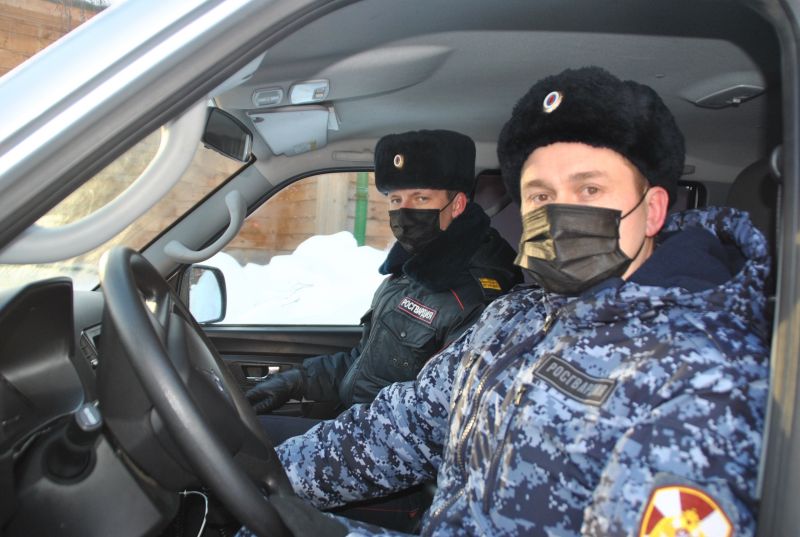 В Кирово-Чепецке задержали подозреваемого в краже духов