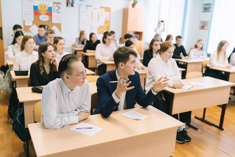 Старшеклассники Вятского технического лицея обсудили возможные пути развития импортозамещения