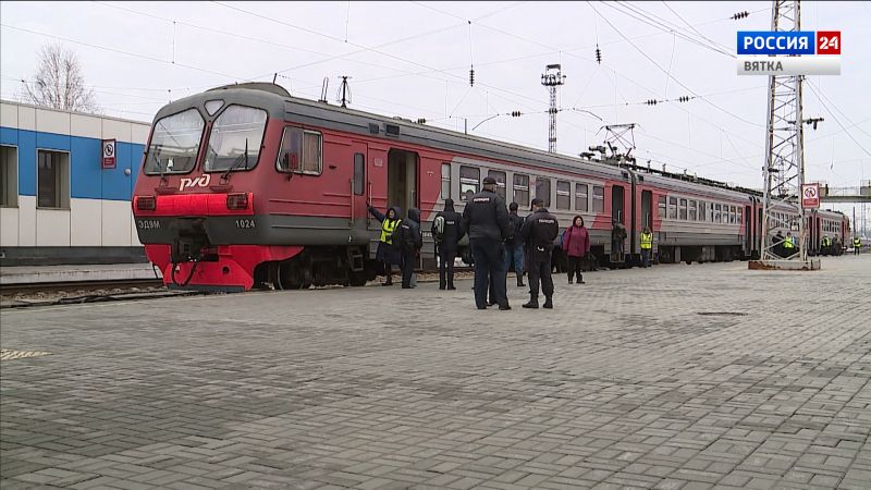 Электрички в Кировской области начинают работать по летнему расписанию