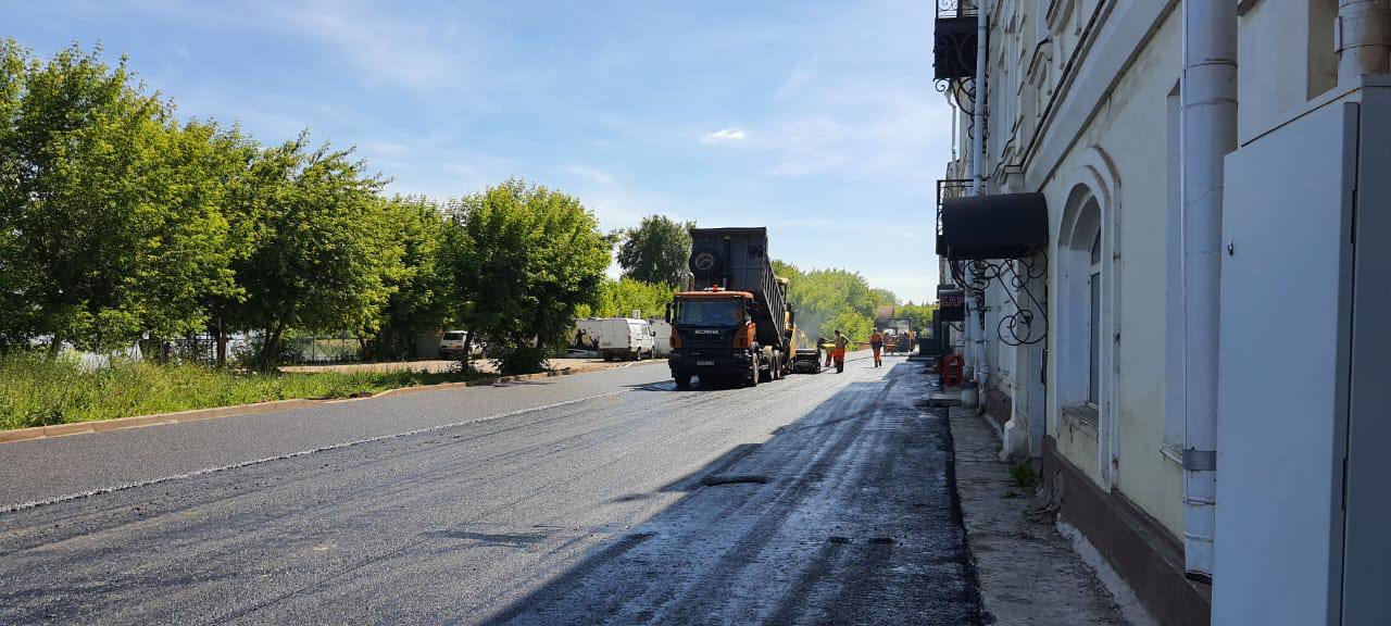 В Кирове на улице Пристанской впервые положили асфальт