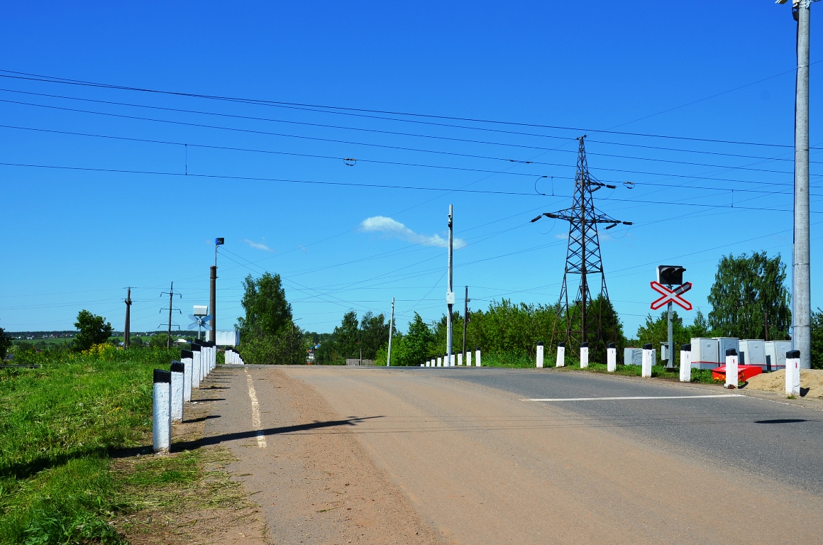 В Нововятске ограничат движение по переезду