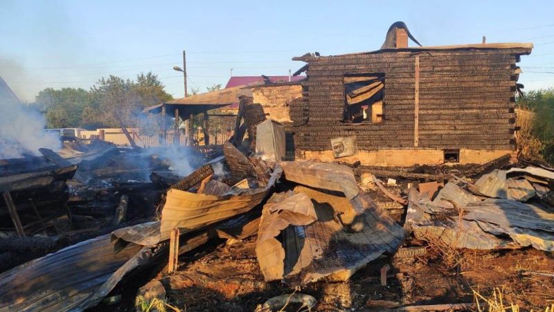 В поселке Уни во время пожара погиб пенсионер