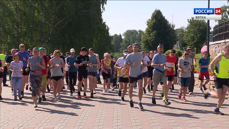 В Кирове открыли еженедельные всероссийские старты «5 верст»