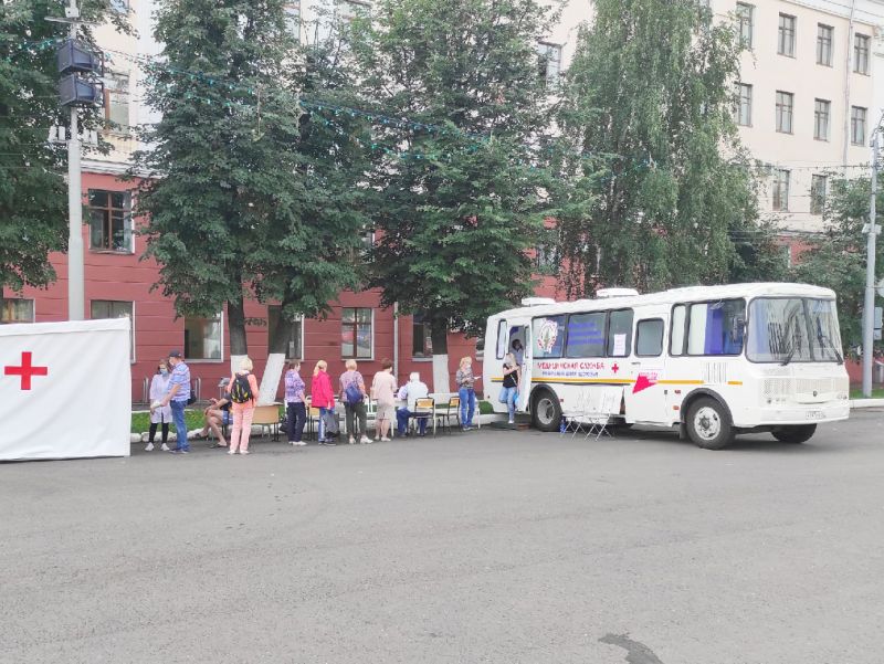 На Театральной площади снова можно будет привиться