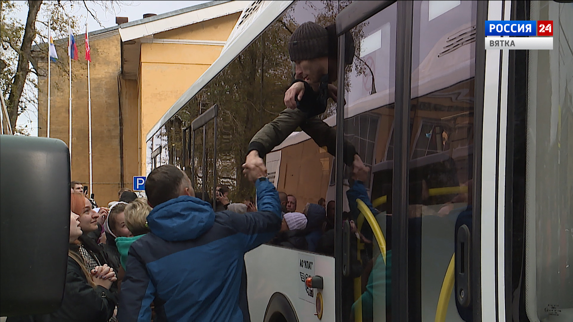 Средства на денежное довольствие для участников СВО доведены до Минобороны