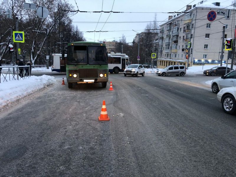 В Кировской области во вторник сбили двух мальчиков