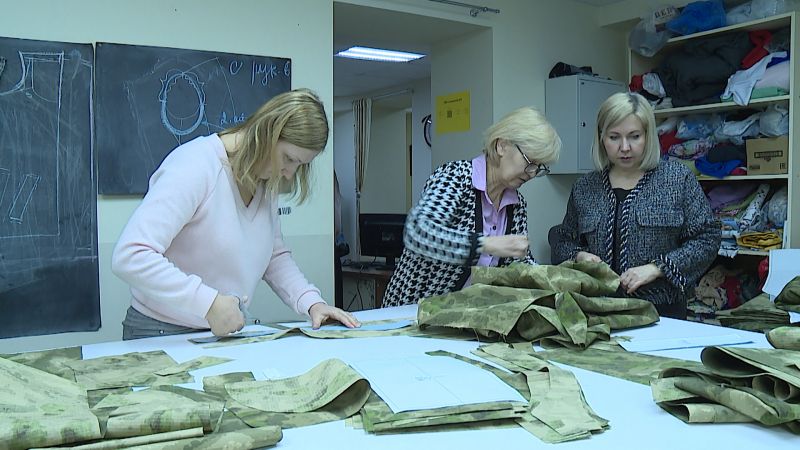 В Кирове появилось еще одно место, где волонтеры шьют одежду для участников СВО