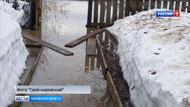 Жители Немы бьют тревогу из-за затопления своих домов