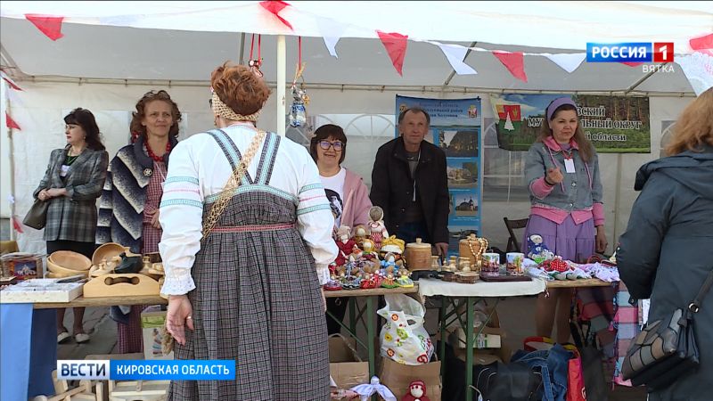 В Кирове улица Спасская превратилась в вятский пешеходный Арбат