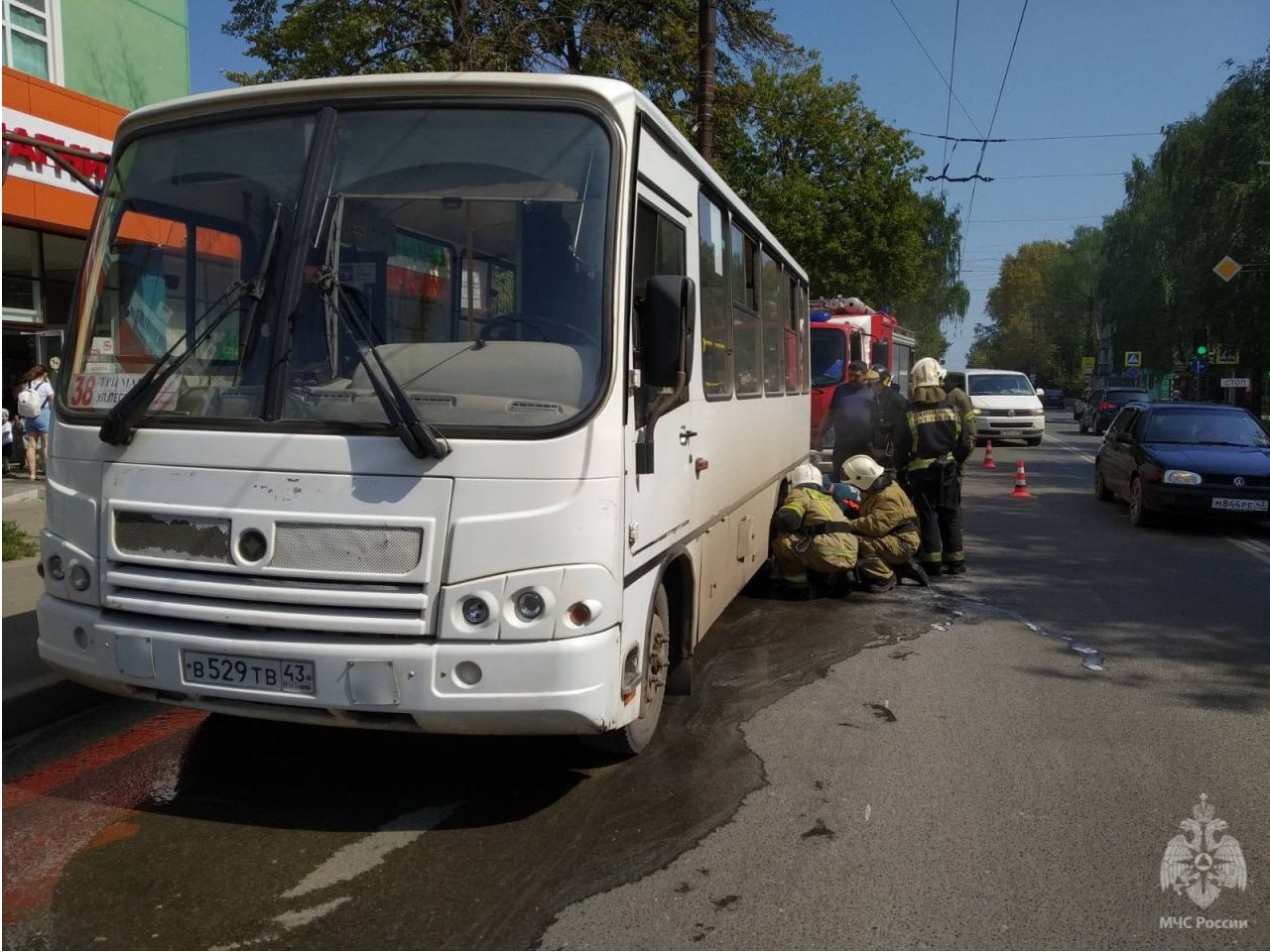 В Кирове загорелось колесо автобуса » ГТРК Вятка - новости Кирова и  Кировской области